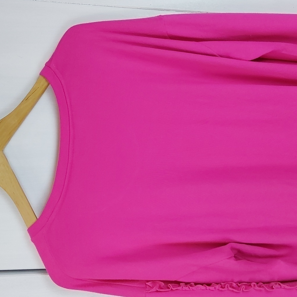 Crown & Ivy| Womens Bright Pink Super Soft Sweater W/Raised Ruffles Sleeves Sz.L - Picture 7 of 9